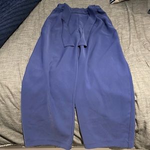 Lululemon dress pants size small